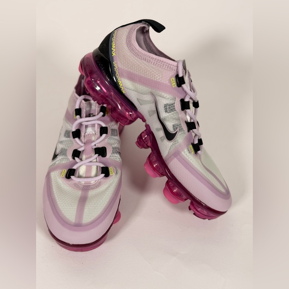 NWOB Nike Air VaporMax 2019 Photon Dust - Picture 4 of 7